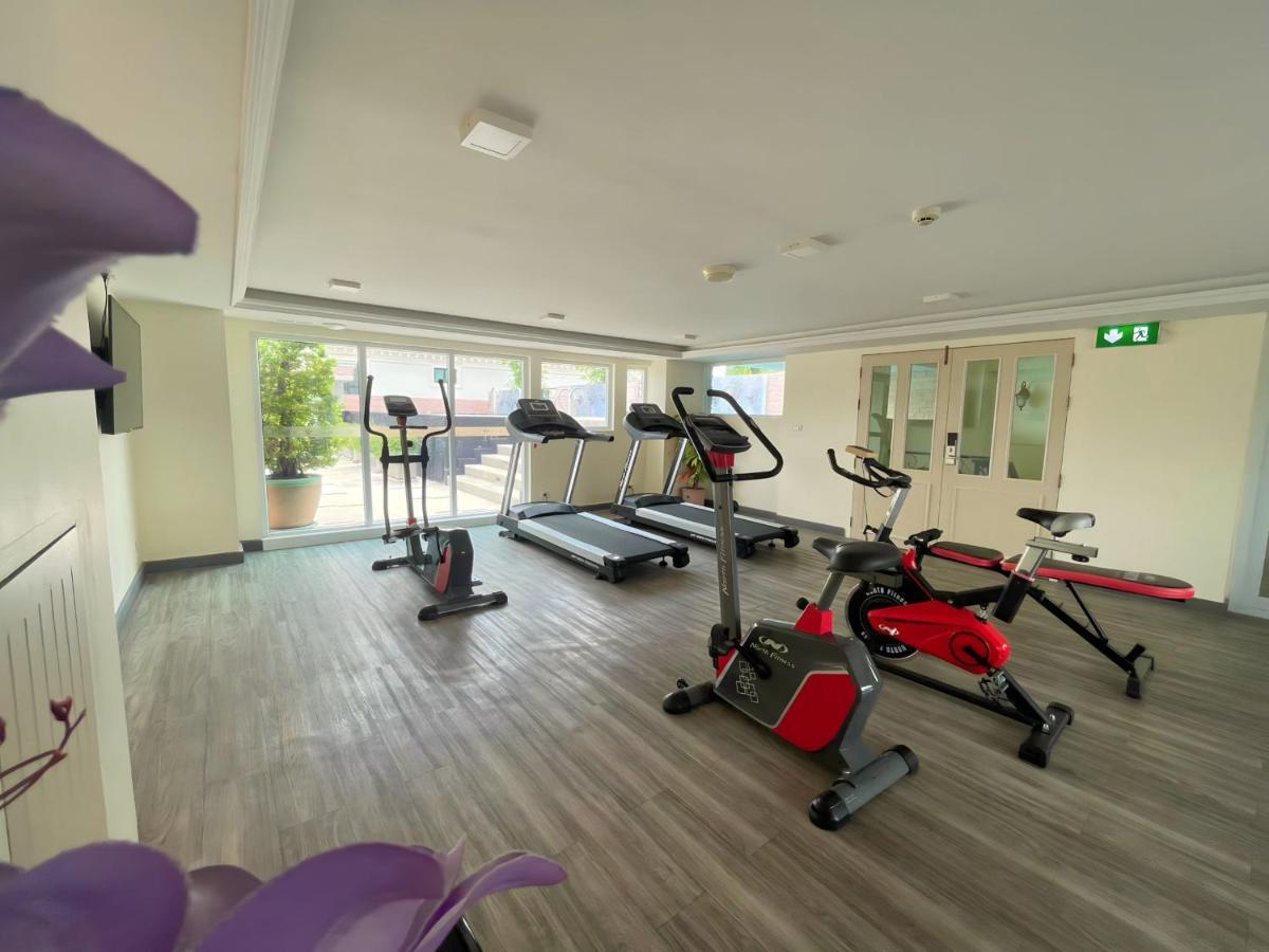Aspira Hana Executive Apartment Thonglor Bangkok Extérieur photo