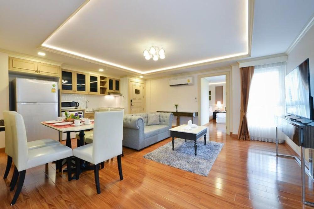Aspira Hana Executive Apartment Thonglor Bangkok Extérieur photo
