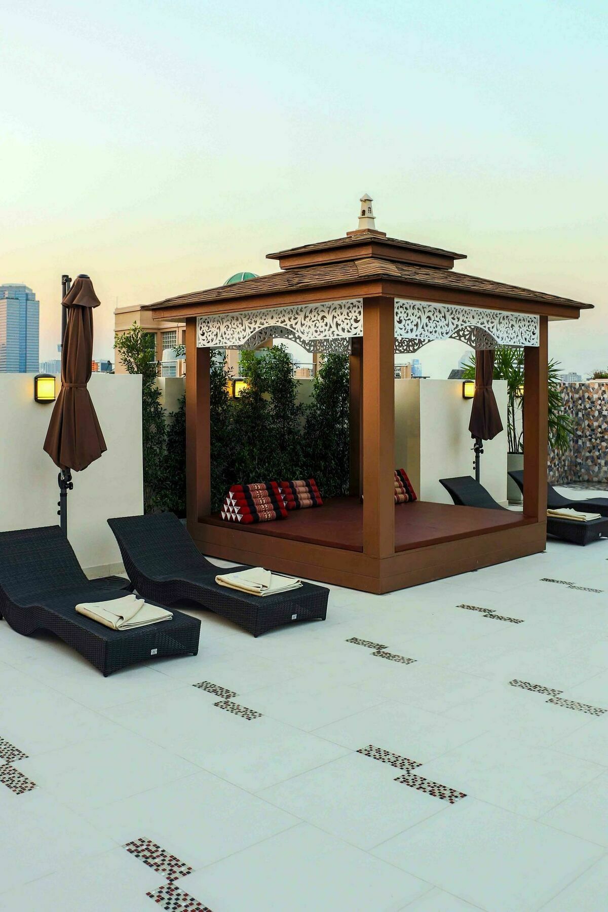 Aspira Hana Executive Apartment Thonglor Bangkok Extérieur photo