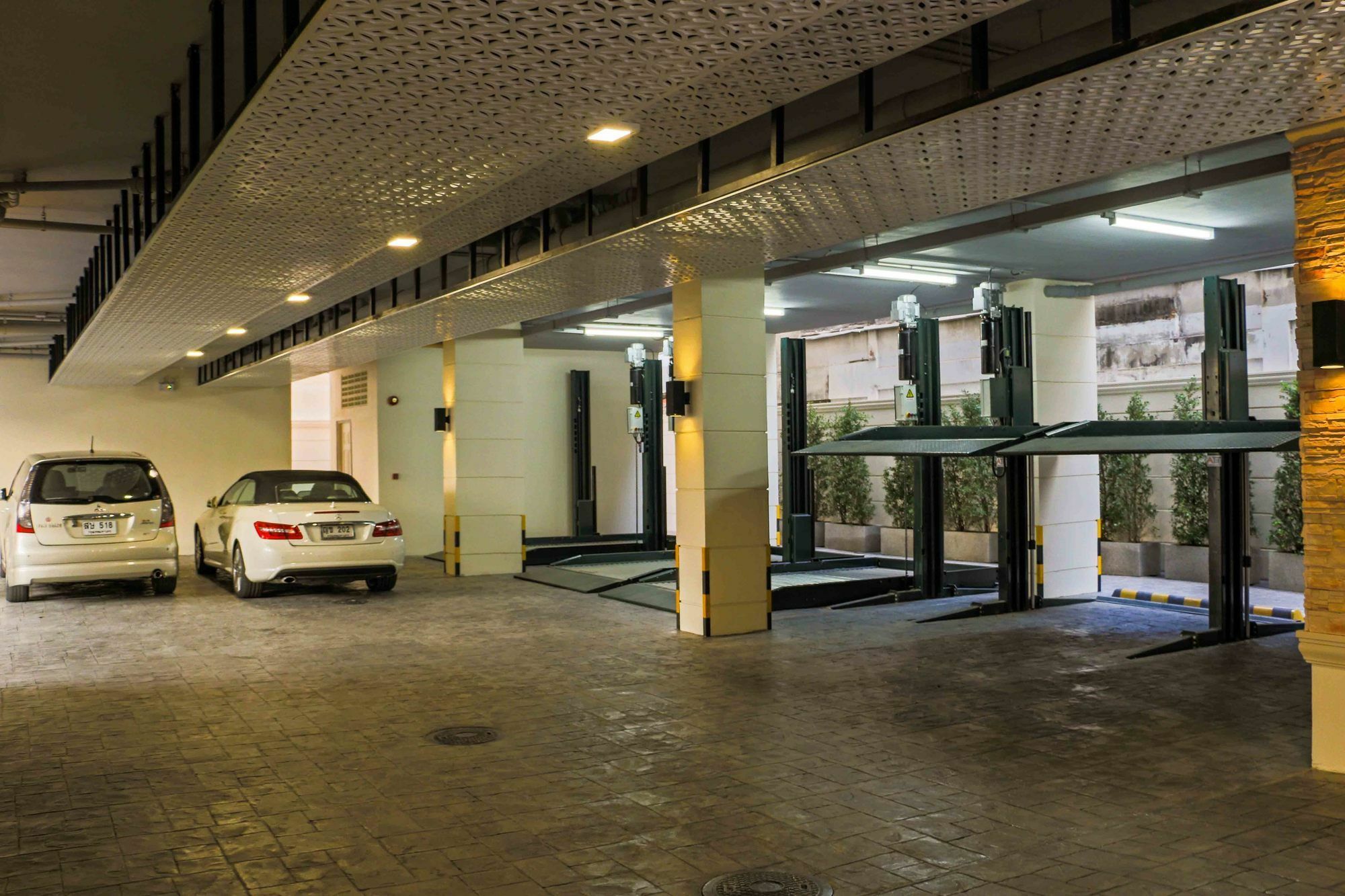 Aspira Hana Executive Apartment Thonglor Bangkok Extérieur photo