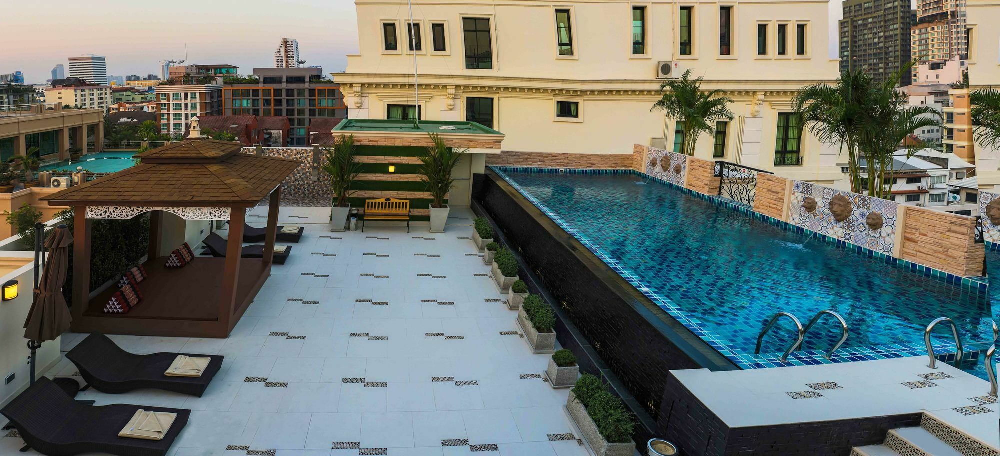 Aspira Hana Executive Apartment Thonglor Bangkok Extérieur photo